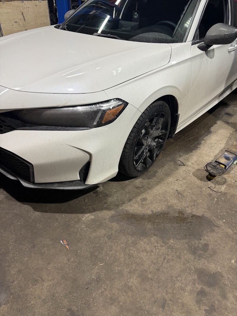 Grari Auto Service Center in Brampton